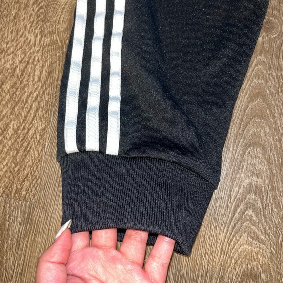 💛 bundle $20- ESSENTIALS FLEECE 3-STRIPES TAPERED CUFF PANTS - Picture 5 of 9